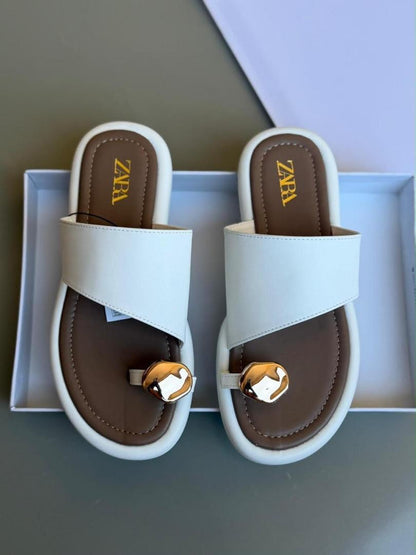Ola Flat