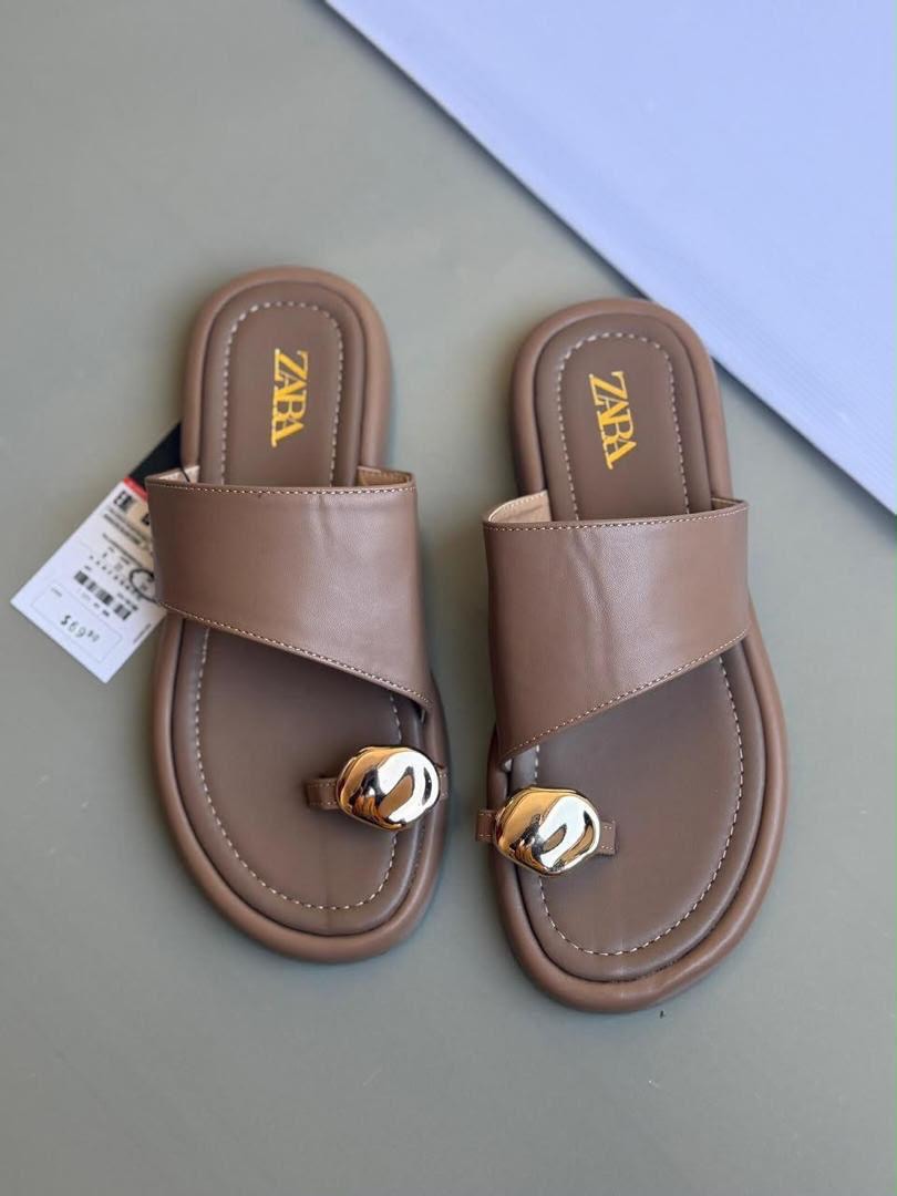 Ola Flat