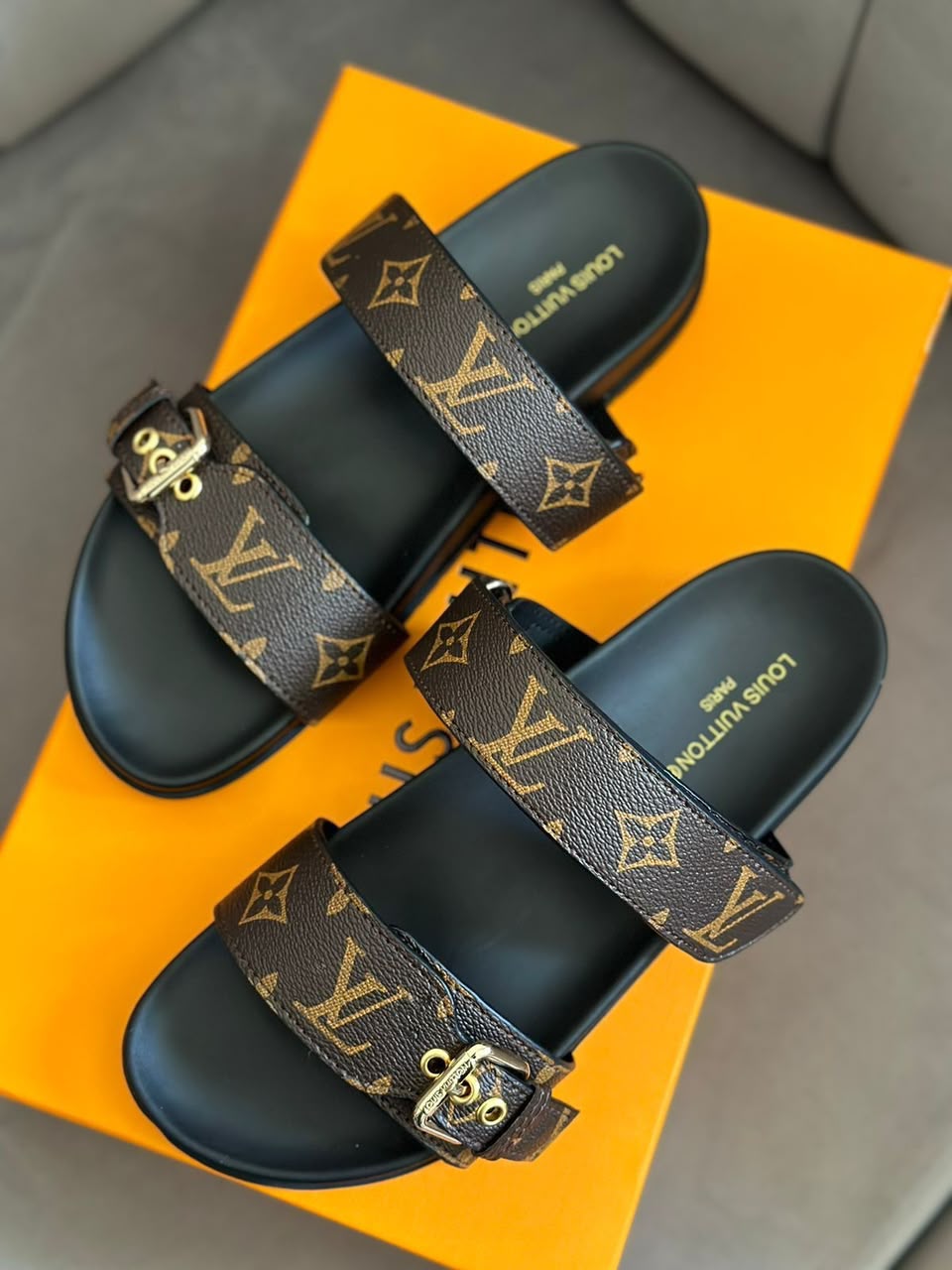 Siena Monogram Slides