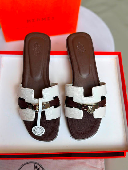 Talia Sandals