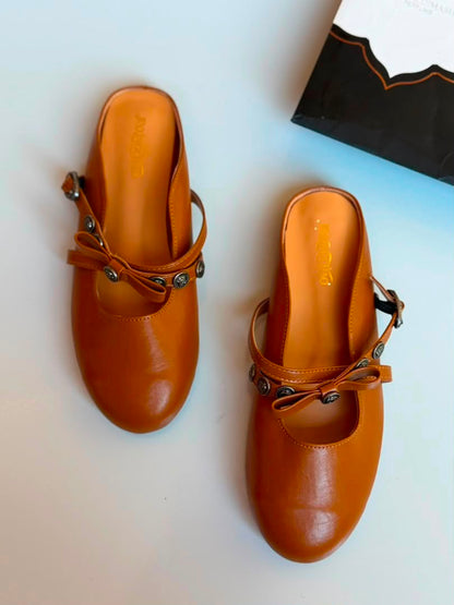 Lara Flat