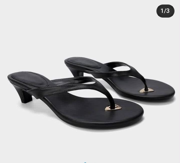 Nadia Kitten Heel